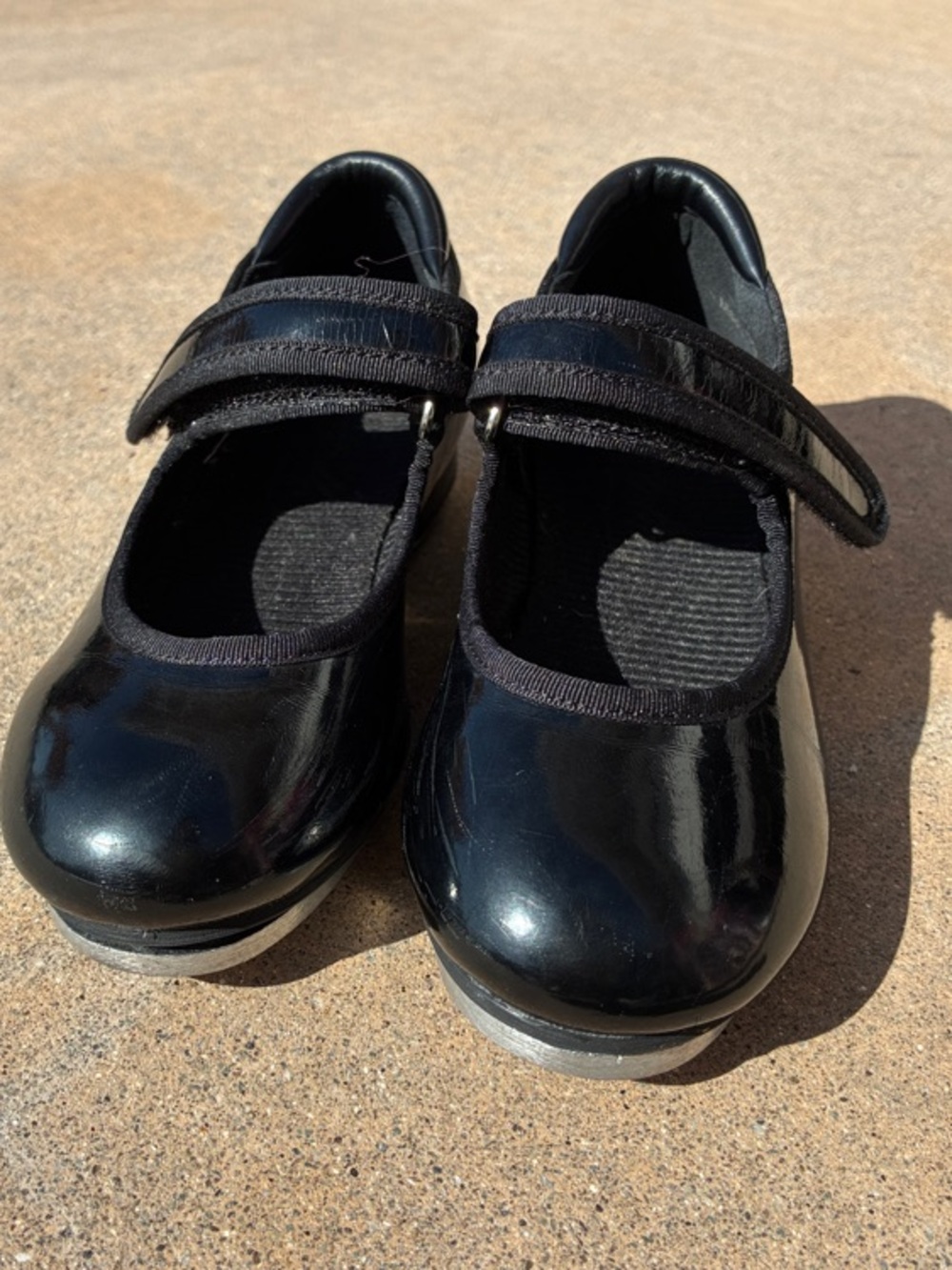Girls/Toddler Black Mary Jane Tap Shoes with Hook-and-Loop Strap